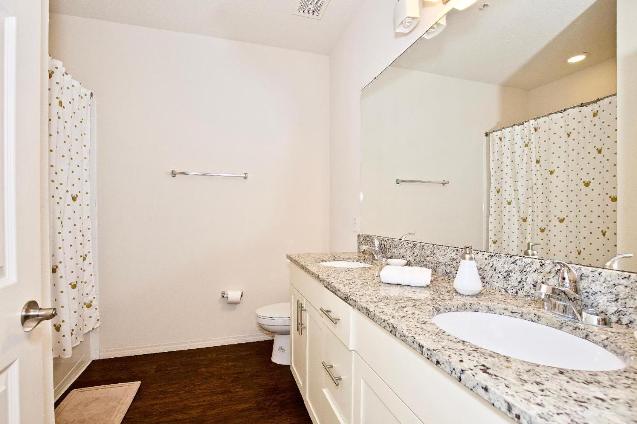 Great And Practical Townhouse In Gated Community, Sleeps 6 10 Min To Disney! Orlando Eksteriør bilde